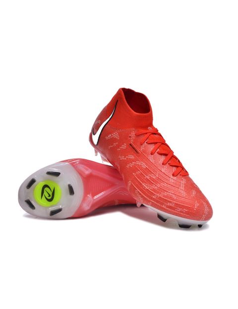 Women's Football Boots & Kids | World Soccer Kickz